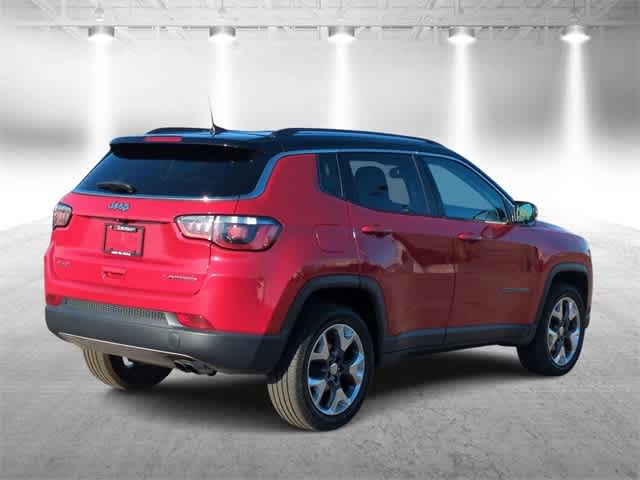 Thumbnail: 2018 Jeep Compass - 8