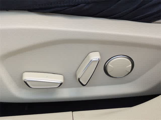 Thumbnail: 2014 Ford Fusion - 15