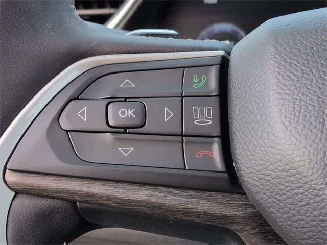 Thumbnail: 2023 Jeep Grand Cherokee - 24