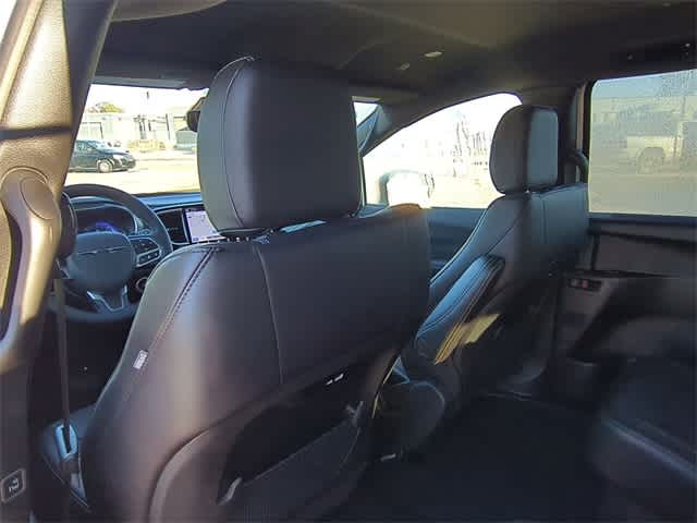 Thumbnail: 2026 Chrysler Pacifica - 19