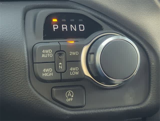 Thumbnail: 2026 RAM 1500 - 32