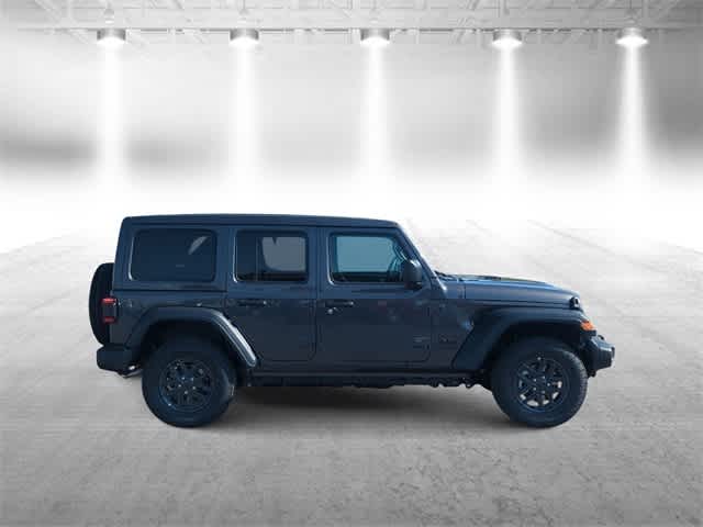 Thumbnail: 2025 Jeep Wrangler - 9
