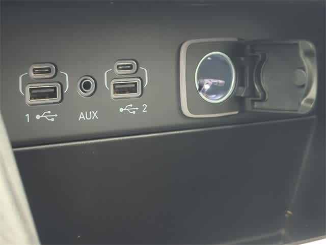 Thumbnail: 2025 Jeep Grand Cherokee - 32