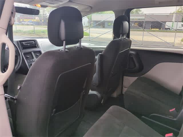 Thumbnail: 2013 Dodge Grand Caravan - 17