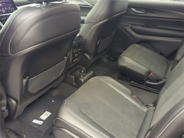 Thumbnail: 2025 Jeep Grand Cherokee L - 18