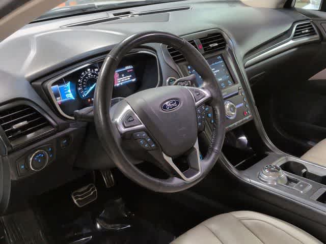 Thumbnail: 2017 Ford Fusion - 10