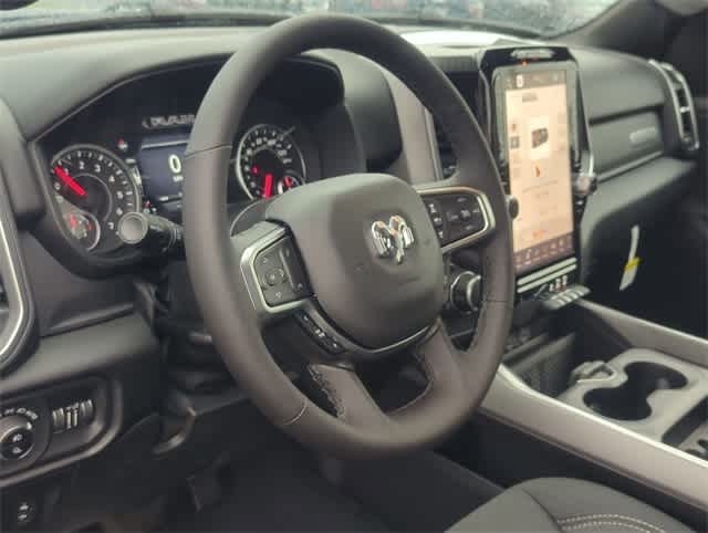 Thumbnail: 2025 RAM 1500 - 10