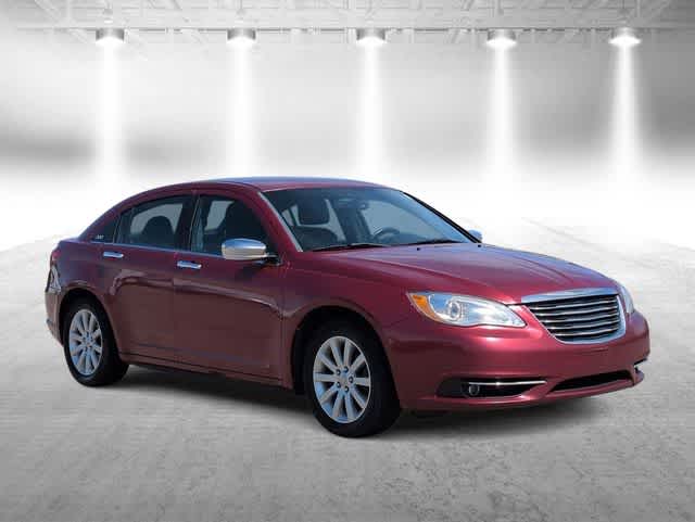 Used 2013 Chrysler 200 Limited with VIN 1C3CCBCGXDN744078 for sale in Garden City, MI