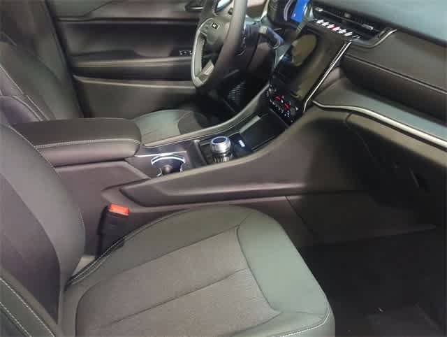 Thumbnail: 2025 Jeep Grand Cherokee L - 22