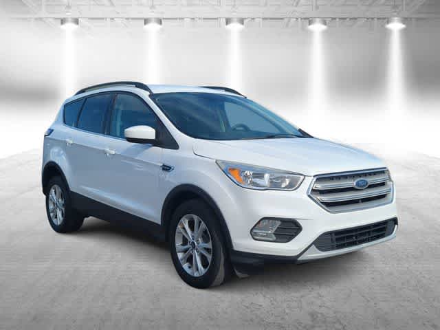 Used 2018 Ford Escape SE with VIN 1FMCU9GD3JUD56902 for sale in Garden City, MI
