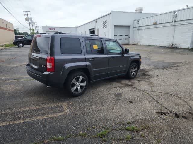Thumbnail: 2016 Jeep Patriot - 12