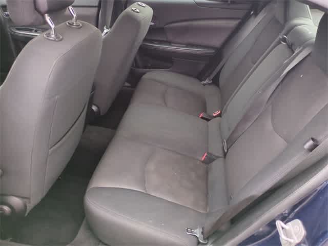 Thumbnail: 2014 Dodge Avenger - 16