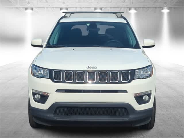 2018 Jeep Compass Latitude photo 2
