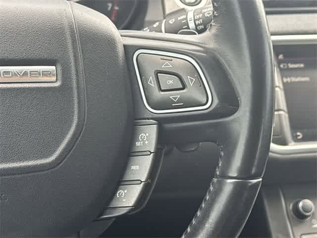 Thumbnail: 2019 Land Rover Range Rover Evoque - 25