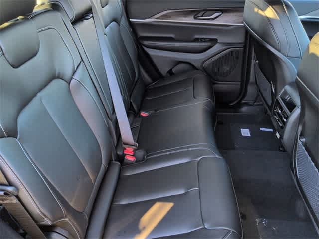 Thumbnail: 2025 Jeep Grand Cherokee - 20