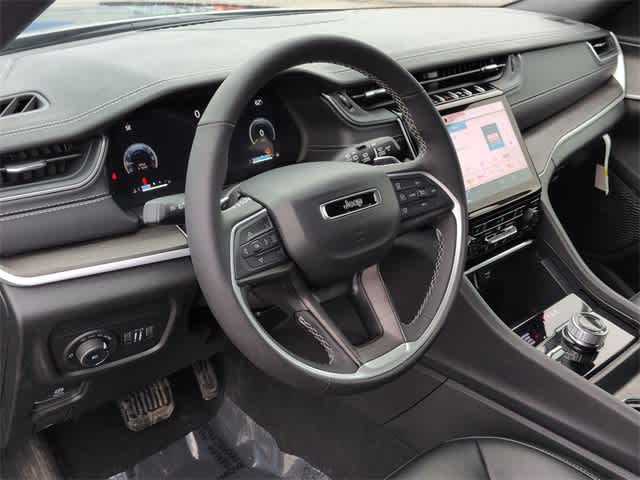 Thumbnail: 2025 Jeep Grand Cherokee - 10