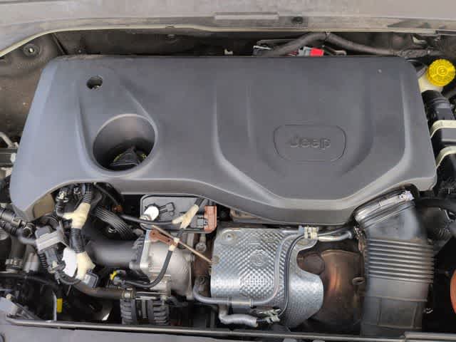 Thumbnail: 2019 Jeep Renegade - 15