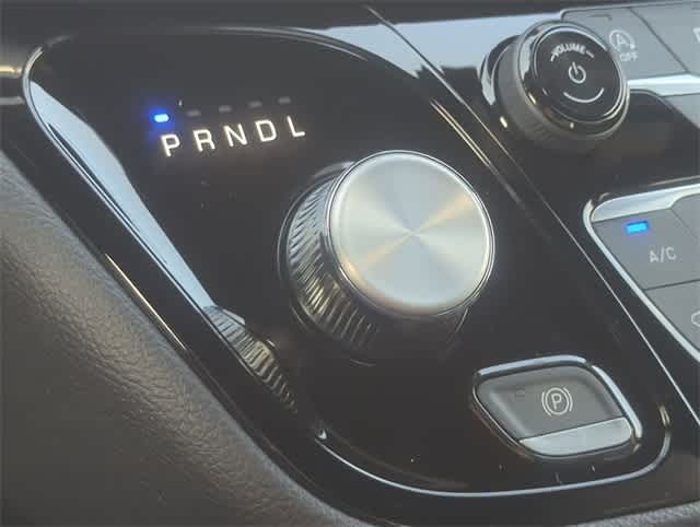 Thumbnail: 2026 Chrysler Pacifica - 32