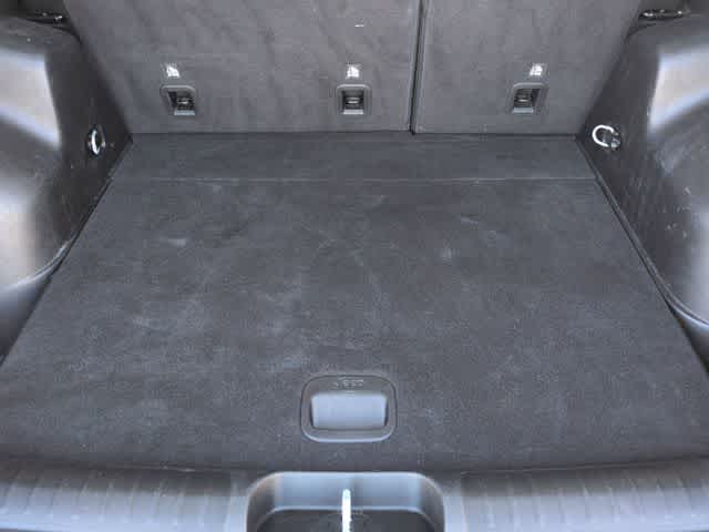 Thumbnail: 2021 Jeep Cherokee - 31