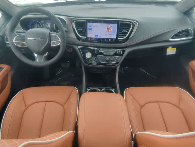 Thumbnail: 2026 Chrysler Pacifica - 15