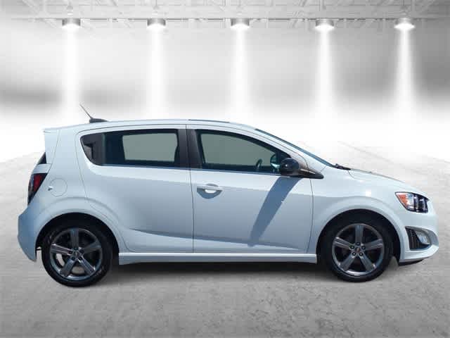 Thumbnail: 2016 Chevrolet Sonic - 9