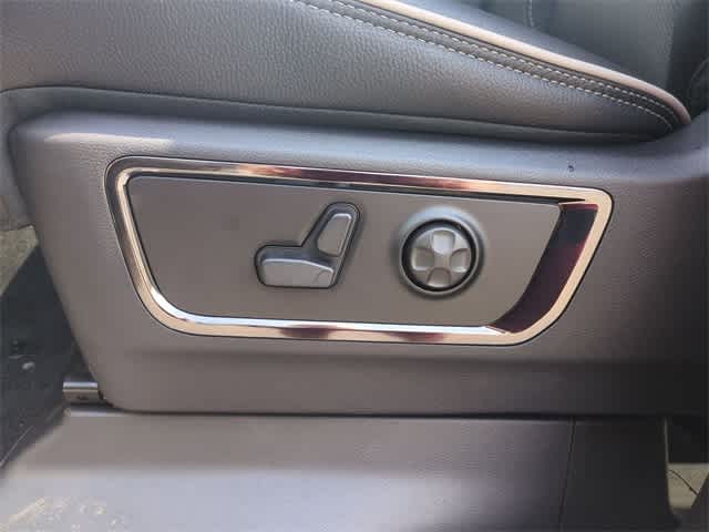 2025 RAM 1500 Limited 19