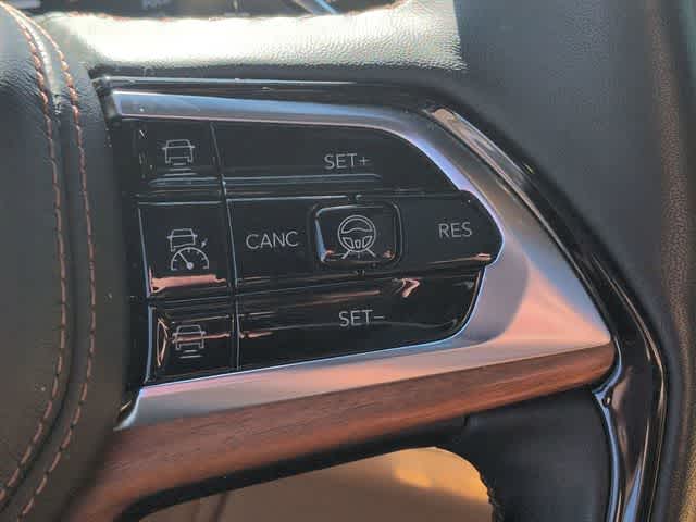 Thumbnail: 2022 Jeep Grand Cherokee - 26