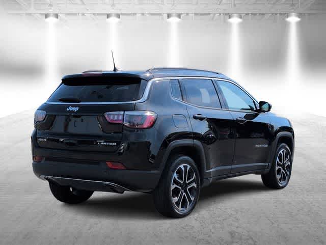 Thumbnail: 2023 Jeep Compass - 8