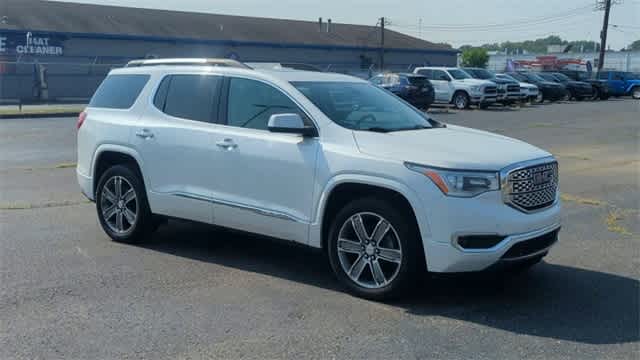 Thumbnail: 2017 GMC Acadia - 6