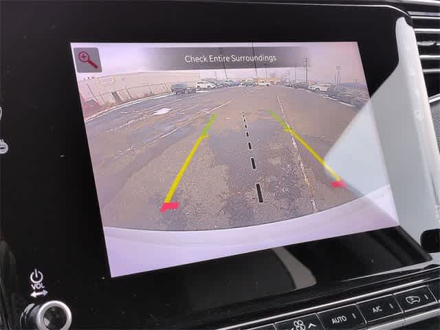 Thumbnail: 2024 Jeep Wagoneer - 30