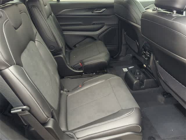 Thumbnail: 2025 Jeep Grand Cherokee L - 21