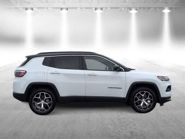 Thumbnail: 2024 Jeep Compass - 9