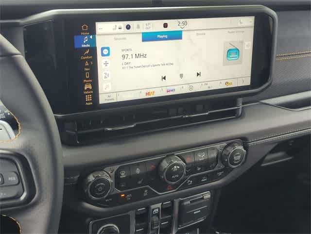 Thumbnail: 2025 Jeep Wrangler - 27