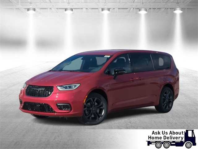 Thumbnail: 2026 Chrysler Pacifica - 1