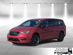 2026 Chrysler Pacifica Select Passenger Van