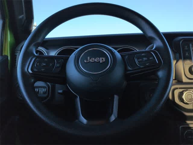 Thumbnail: 2019 Jeep Wrangler - 21