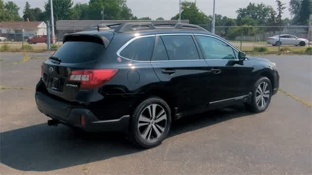 Thumbnail: 2018 Subaru Outback - 8