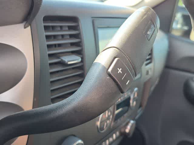 Thumbnail: 2009 GMC Sierra 2500 - 29
