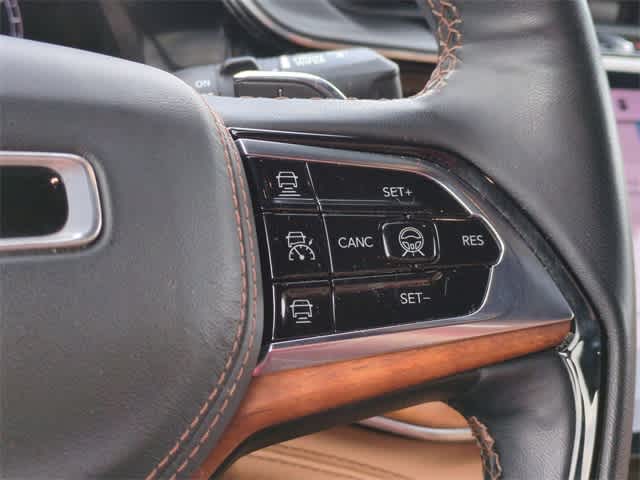 2022 Jeep Grand Cherokee L Summit 27