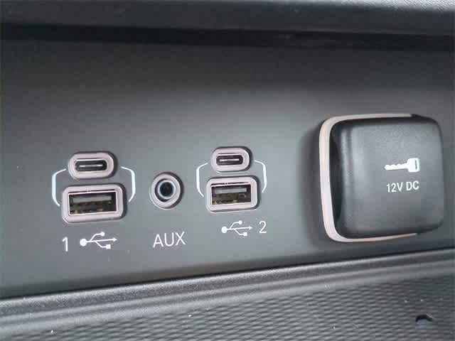 Thumbnail: 2025 Jeep Grand Cherokee - 31