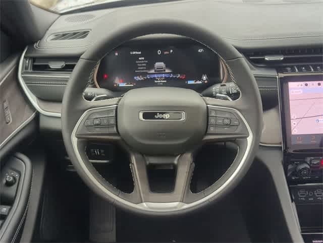 Thumbnail: 2025 Jeep Grand Cherokee - 24