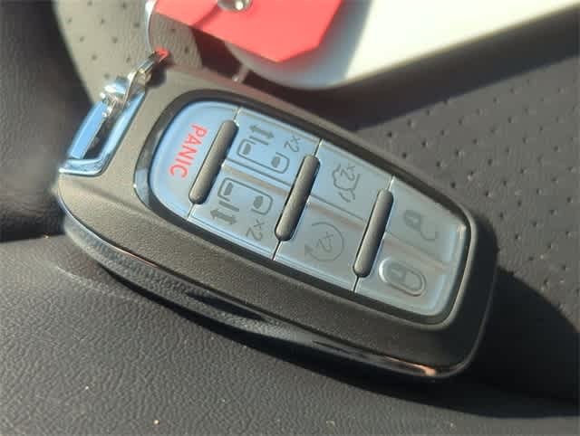 Thumbnail: 2026 Chrysler Pacifica - 35