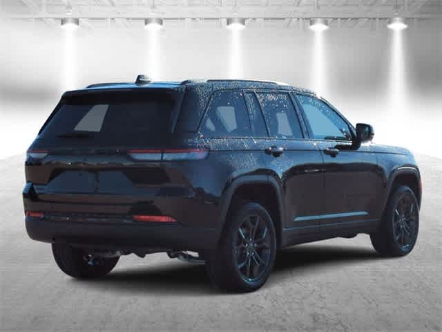 Thumbnail: 2025 Jeep Grand Cherokee - 8