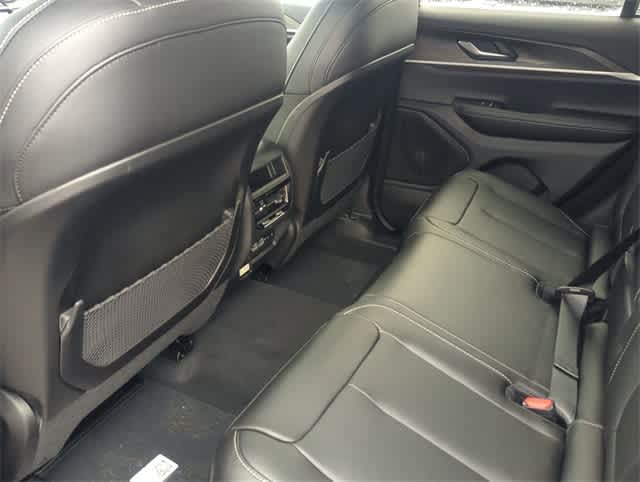 Thumbnail: 2025 Jeep Grand Cherokee - 18