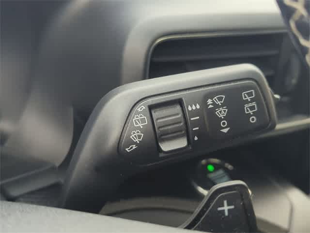 Thumbnail: 2020 Ford Explorer - 28