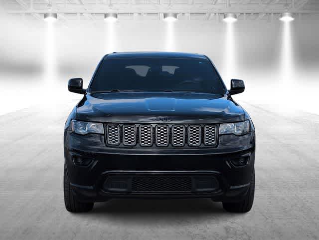 Thumbnail: 2019 Jeep Grand Cherokee - 3