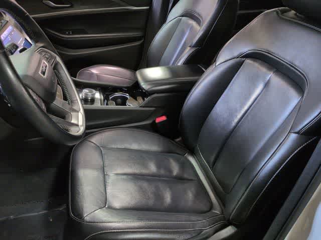 Thumbnail: 2022 Jeep Grand Cherokee - 16