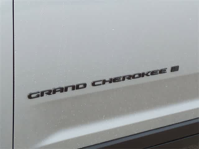Thumbnail: 2025 Jeep Grand Cherokee - 12