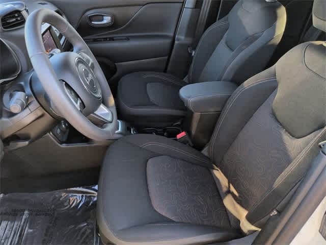 Thumbnail: 2023 Jeep Renegade - 17