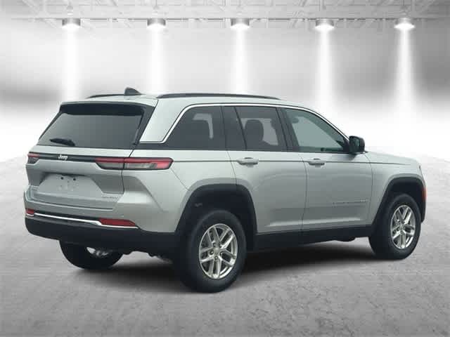 Thumbnail: 2025 Jeep Grand Cherokee - 8